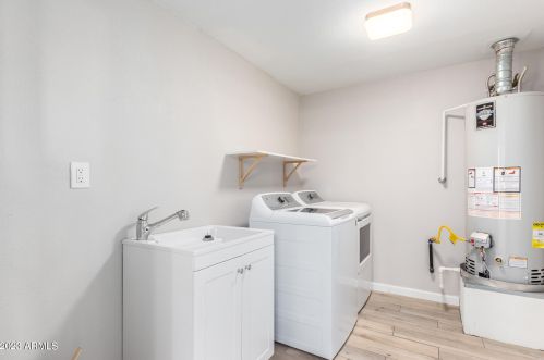 3607 Crocus Dr, Phoenix AZ 85032-5420 exterior