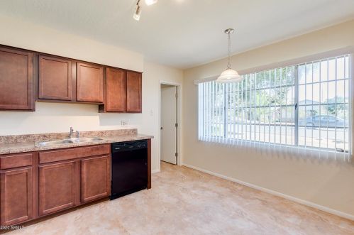 6314 13 Pl, Phoenix AZ 85042-5663 exterior