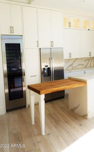 1825 Cinnabar Ave, Phoenix AZ  85020-1916 exterior