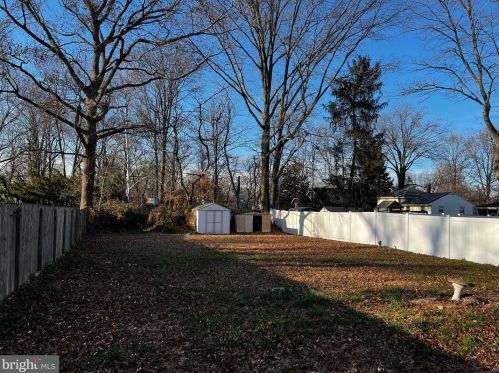 639 Tatum St, West Deptford, NJ 08096-3409