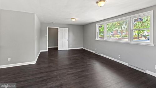 213 Berkley Rd, West Deptford NJ 08066-1503 exterior