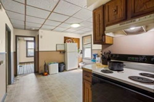 6 Carlstad St, Worcester MA 01607-1508 exterior