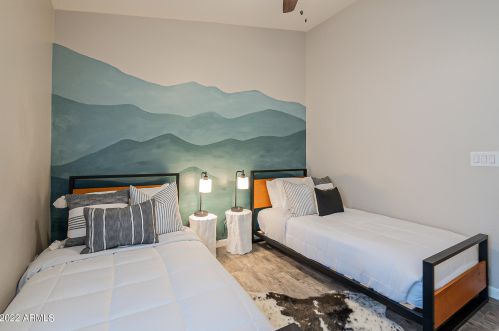 2728 Alameda Rd, Phoenix AZ  85024-6223 exterior