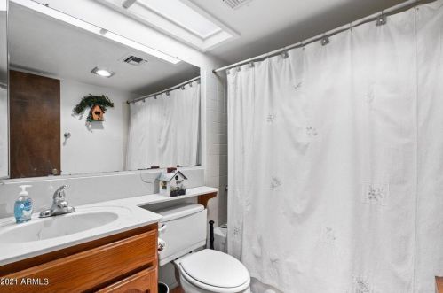 10632 11th St, Phoenix AZ 85020-1180 exterior