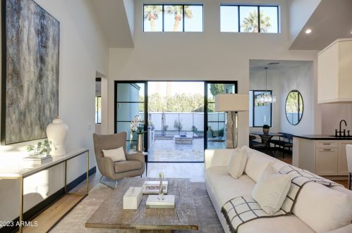 3417 44th Pl, Phoenix AZ 85050-6934 exterior