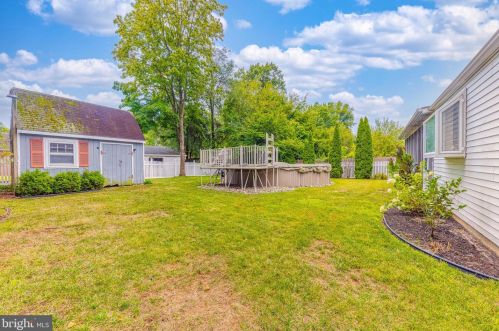 247 King St, West Deptford NJ 08096-2229 exterior