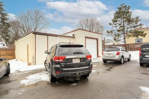 93 Cutler St, Worcester MA 01604-4801 exterior