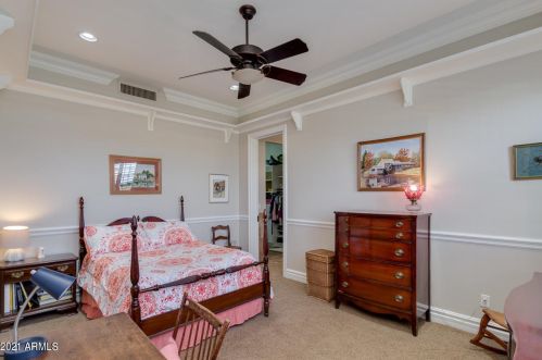 1465 Caribbean Ln, Phoenix AZ 85023-6792 exterior