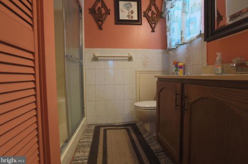 155 Lakebridge Dr, West Deptford NJ 08096-6717 exterior