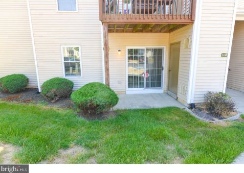 1430 Tristram Cir, West Deptford NJ 08051-2265 exterior