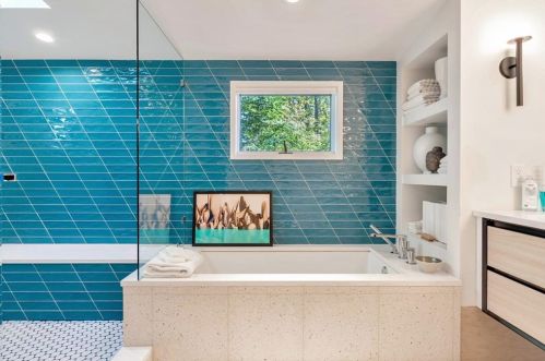 1506 Brook Valley Ln, Atlanta GA  30324-3212 exterior