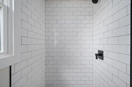 14 Hodgkins Rd, Rockport MA  01966-2004 exterior