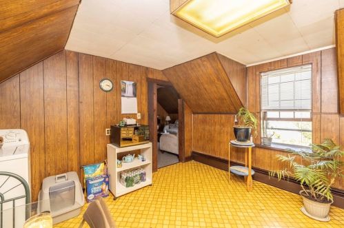 20 St, Taunton MA 02780-4392 exterior