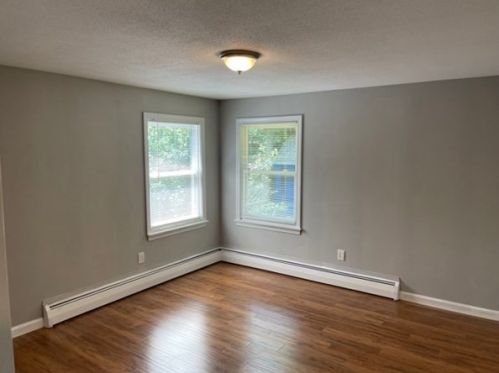 19 Brookfield Rd, North Brookfield MA  01535-1315 exterior