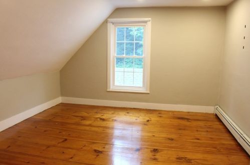 368 Elm St, West Bridgewater MA 02379-1158 exterior