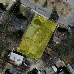 392 Wolcott St, Newton MA 02466-1533 aerial view