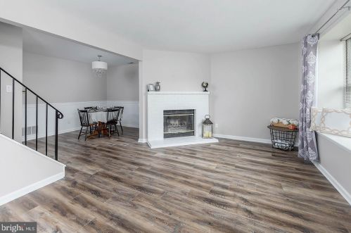 639 Foxton Ct, West Deptford NJ  08051-2038 exterior