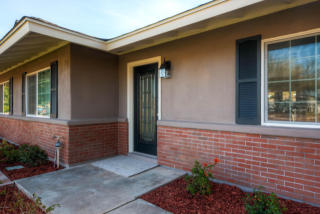 2401 Rose Ln, Phoenix, AZ 85015-1844