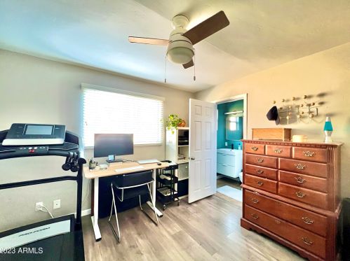 1229 Echo Ln, Phoenix, AZ 85020-3827