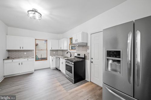 641 Billings Ave, West Deptford, NJ 08066-1214