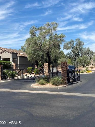 7206 32nd Pl, Phoenix, AZ 85042-6128