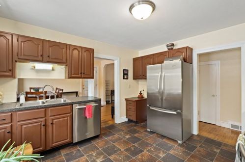 232 Littlefield Rd, Acton MA 01719-1214 exterior