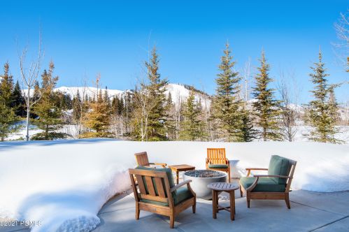 229 White Pne Cyn Rd, Park City UT 84060-6506 exterior