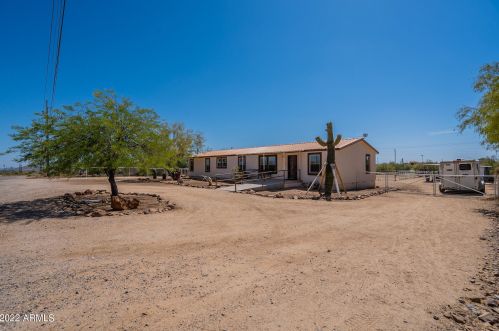 39510 12th St, Phoenix AZ  85086-7336 exterior