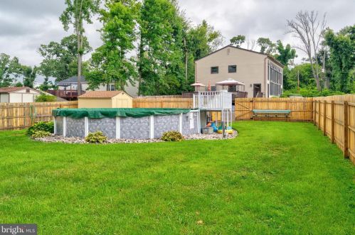 833 Boundary Rd, West Deptford NJ 08096-3614 exterior