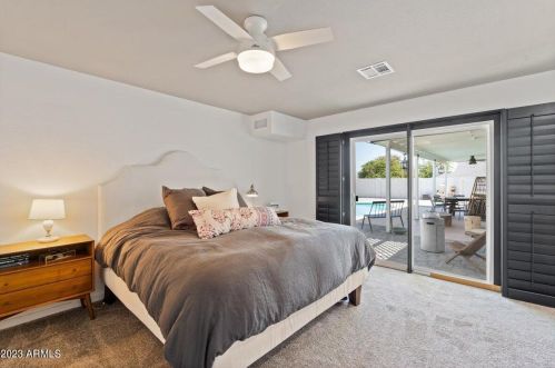 2524 Beryl Ave, Phoenix AZ  85028-3715 exterior