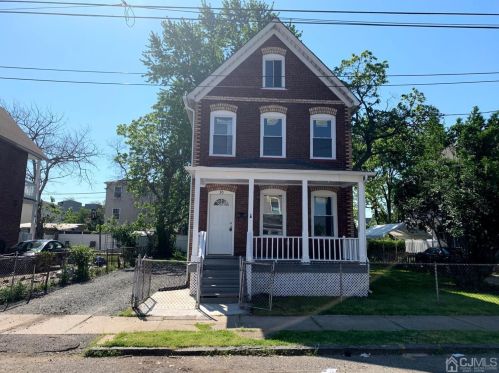 30 Emerson St, Carteret NJ  07008-2522 exterior