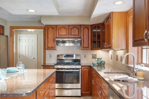 13 Stoneymeade Way, Acton, MA 01720-5676