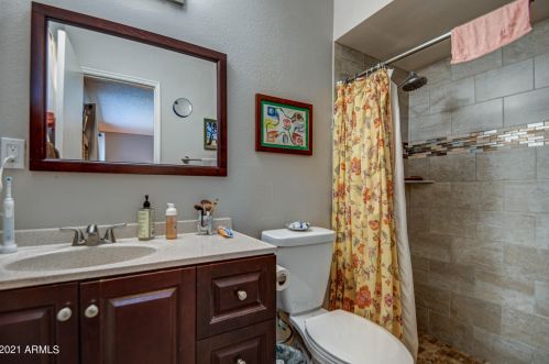 12208 25th Pl, Phoenix AZ 85032-7004 exterior