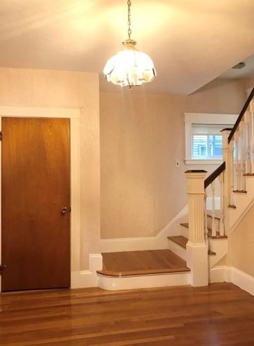 27 Thomas Burgin Pkwy, Quincy, MA 02169-4209