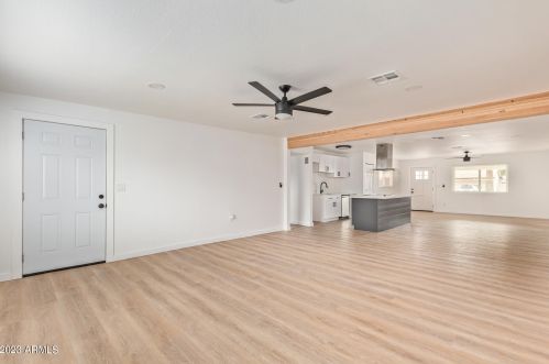 3320 Claire Dr, Phoenix AZ 85032-4933 exterior