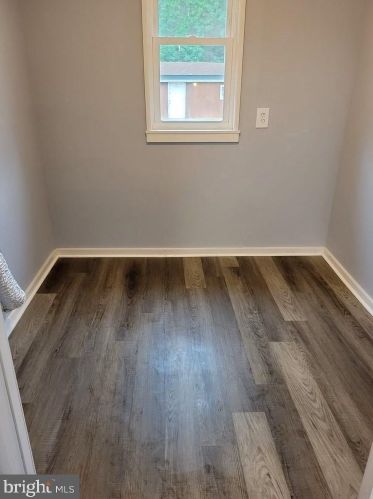 1055 Milton Ave, West Deptford NJ  08093-1731 exterior