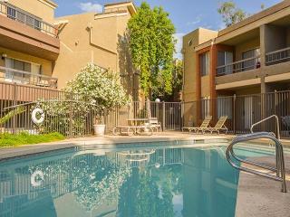 10 Bell Rd, Phoenix AZ  85022-6300 exterior