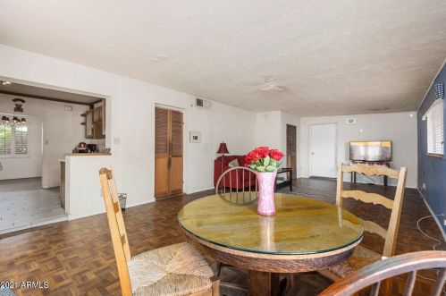 4002 34th St, Phoenix AZ 85008-3819 exterior