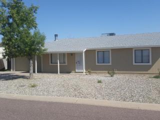 1516 Wickieup Ln, Phoenix, AZ 85024-0036