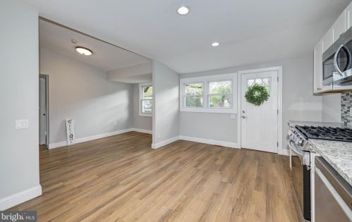 213 Florence Ave, West Deptford NJ  08093-2025 exterior