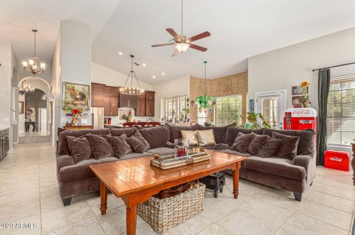 1149 Beverly Ln, Phoenix AZ 85032-3409 exterior