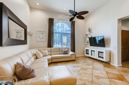 21158 36th Pl, Phoenix AZ  85050-8386 exterior