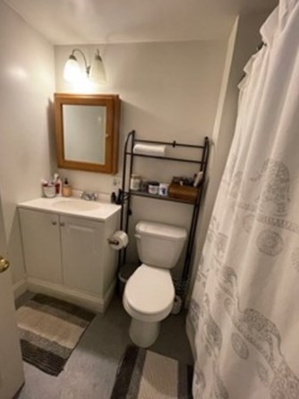 180 James St, Worcester MA 01603-1041 exterior