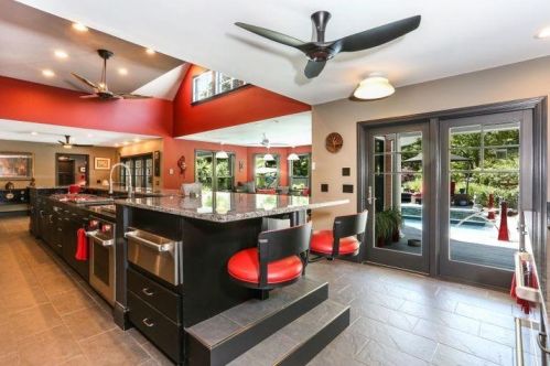 6 Peach Orch Ln, Eastham MA 02642-2673 exterior