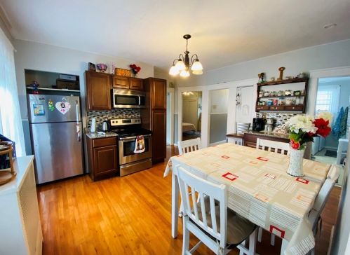 229 Cohasset St, Worcester MA 01604-2356 exterior