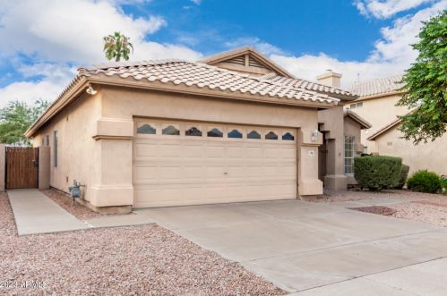 1004 Beverly Ln, Phoenix AZ  85023-3595 exterior