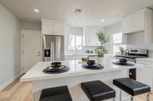 1626 Adams St, Phoenix AZ  85007-2606 exterior