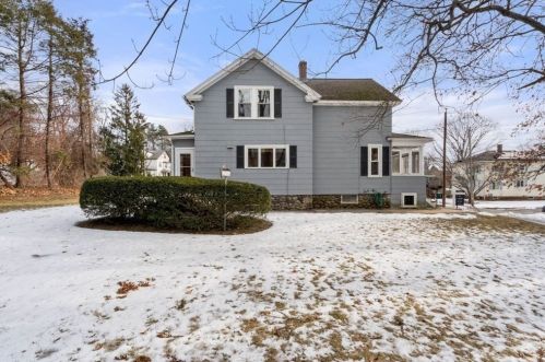 133 Malvern Rd, Worcester MA 01610-2258 exterior