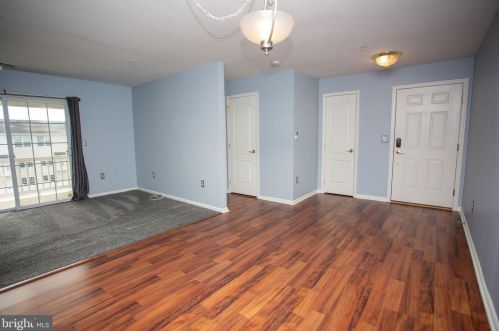 91 Highbridge Ln, West Deptford NJ  08086-2254 exterior