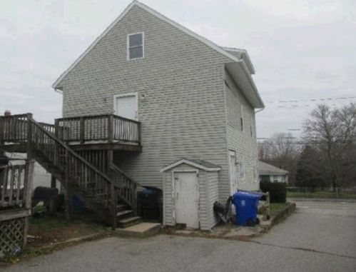 55 Pln St, Taunton MA 02780-4980 exterior